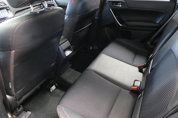Subaru Forester 7 of 14