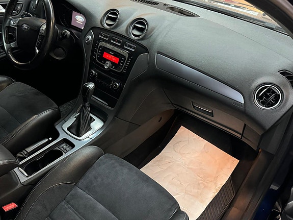 Ford Mondeo 8 of 13