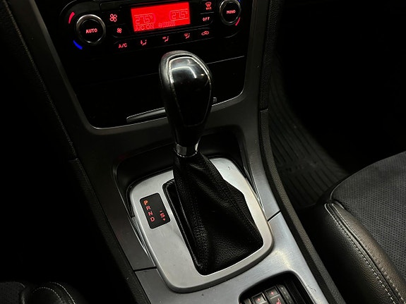 Ford Mondeo 11 of 13