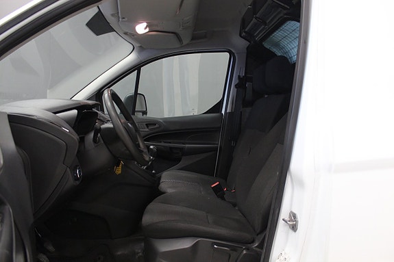Ford Transit Connect 7 of 11