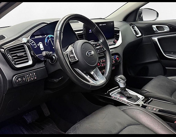 Kia Ceed 7 of 24