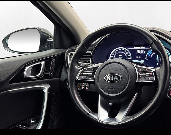 Kia Ceed 12 of 24