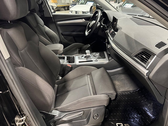 Audi Q5 11 of 22