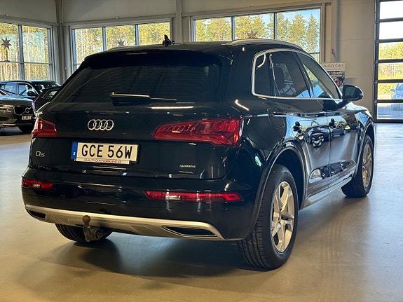 Audi Q5 6 of 22