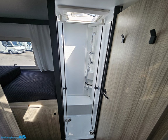 Sun Living S 75 SL - Ford 2.0 165 hk * B-Kort * Pluspaket * RÄNTEKAMPANJ 3.95% Månadskostnad 3882:- 11 of 24