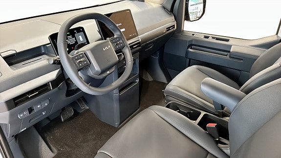 Kia PV5 9 of 17