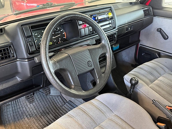 Volkswagen Jetta 6 of 16