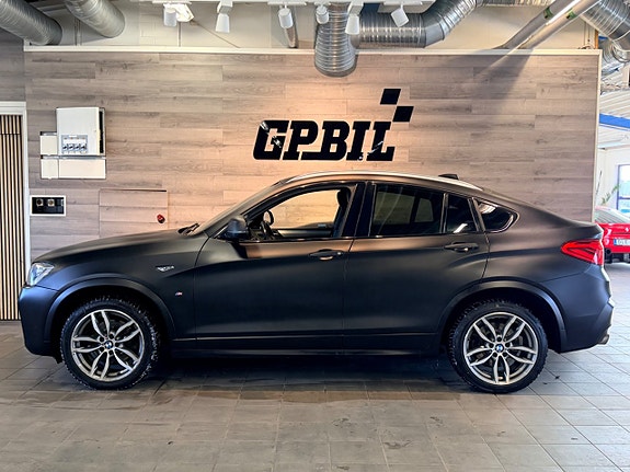 BMW X4 2 of 29