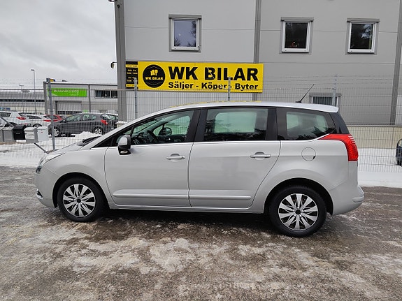 Peugeot 5008 9 of 13