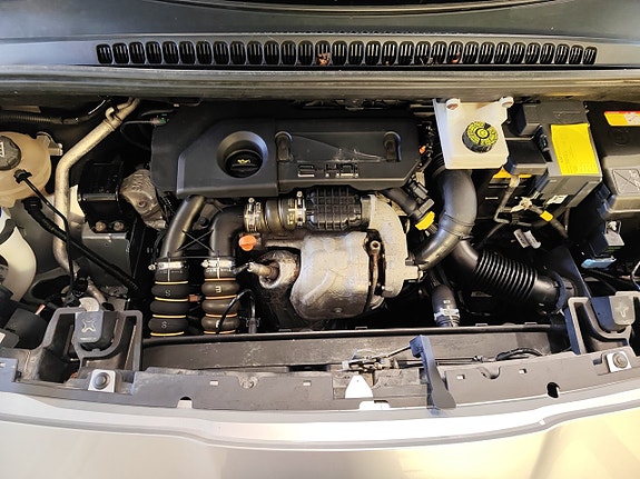 Peugeot 5008 13 of 13