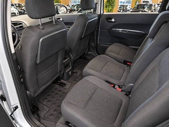 Peugeot 5008 7 of 8