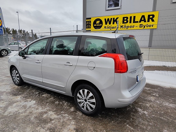 Peugeot 5008 8 of 13