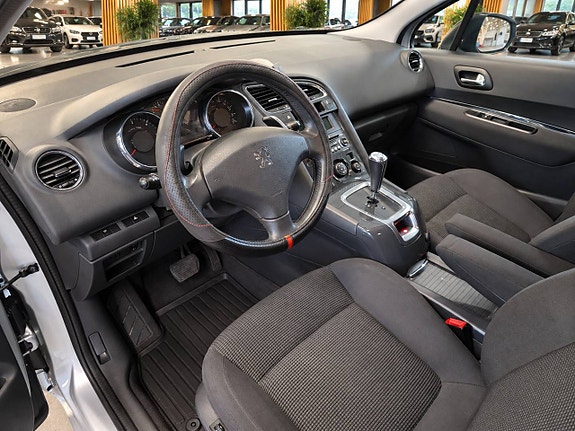 Peugeot 5008 6 of 8