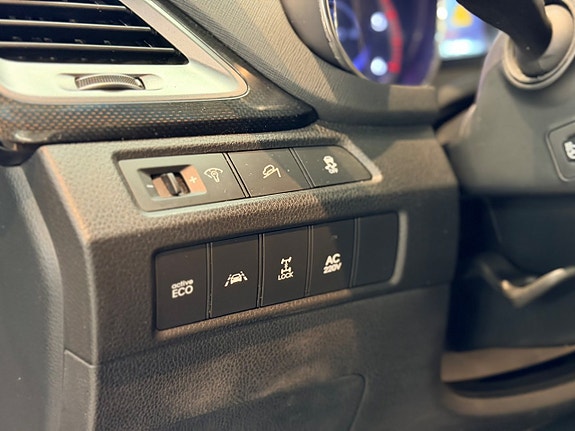 Hyundai Grand Santa Fe 19 of 30