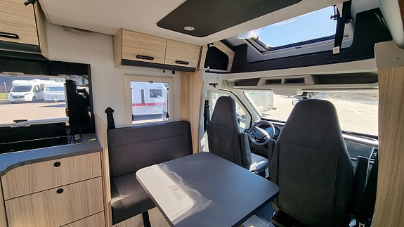 Sun Living S 72 DC - Ford 2.0 165 hk * B-Kort * Pluspaket * RÄNTEKAMPANJ 3.95% Månadskostnad 3623:- 5 of 16
