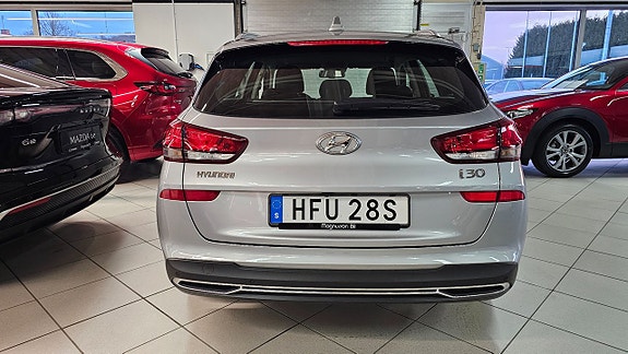Hyundai i30 7 of 10