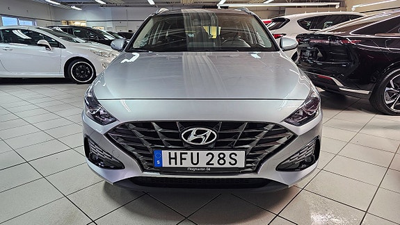 Hyundai i30 4 of 10