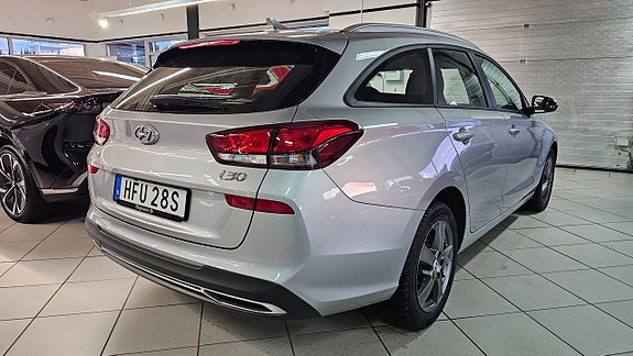 Hyundai i30 6 of 10