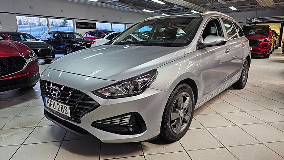 Hyundai i30 3 of 10