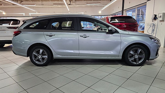 Hyundai i30 5 of 10