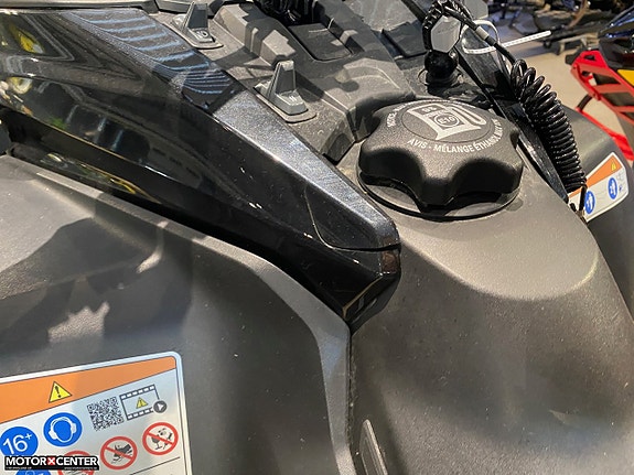 Ski-Doo Summit EXP 850 E-TEC T 5 of 7