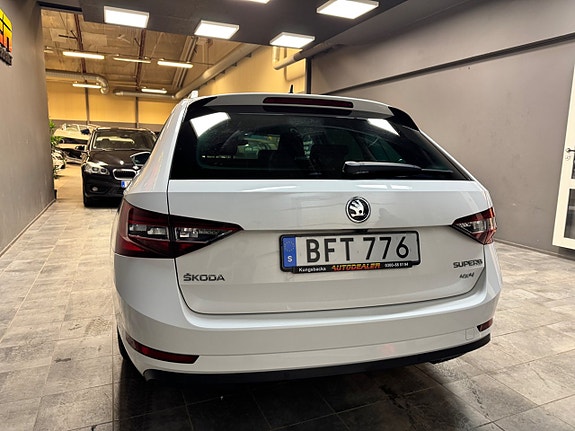 Skoda Superb 5 of 22