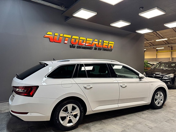 Skoda Superb 4 of 5
