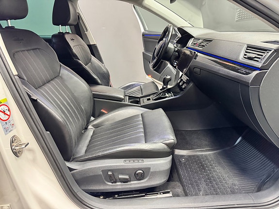 Skoda Superb 17 of 22
