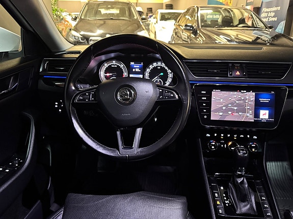 Skoda Superb 11 of 22