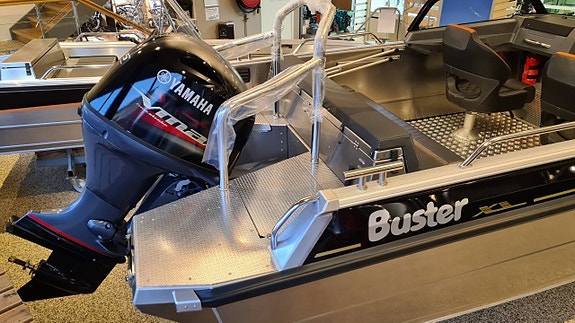 Buster XL V-max ny 2026 Yamaha VF115 XA V-max **BOAT WEEK** 12 of 12