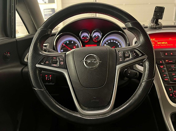 Opel Astra 10 of 16