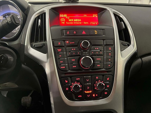 Opel Astra 11 of 16