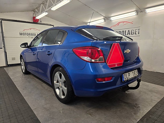 Chevrolet Cruze 1.7 TD Man *2012* Atraktor 2 of 5