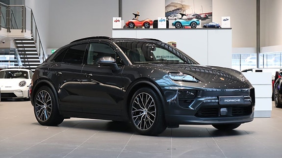 Porsche Macan 4