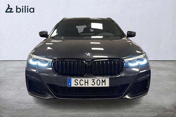 BMW 520d 4 of 5
