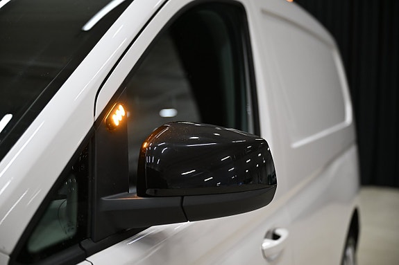 Volkswagen Caddy Maxi 14 of 30