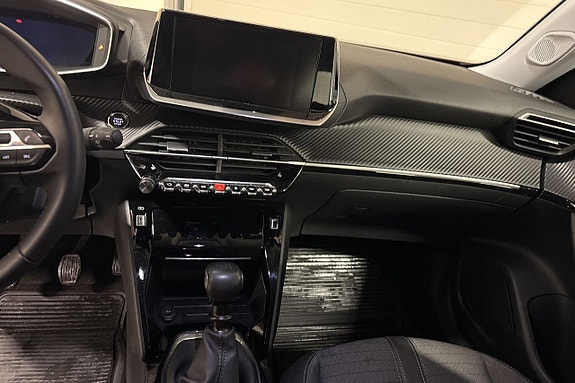Peugeot 2008 9 of 14