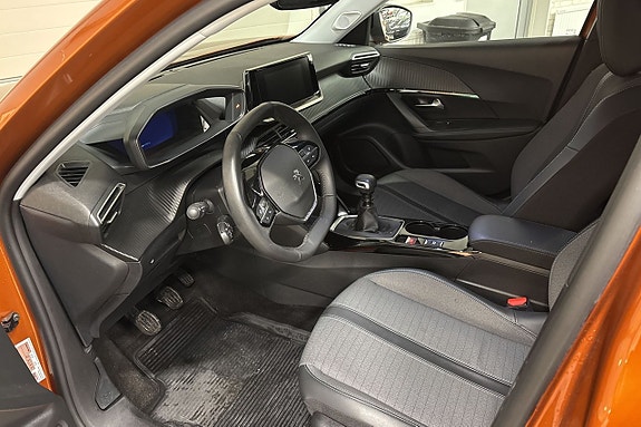 Peugeot 2008 7 of 14