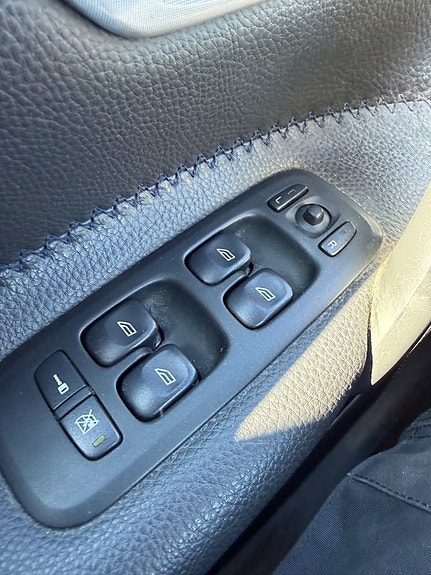 Volvo XC70 19 of 24