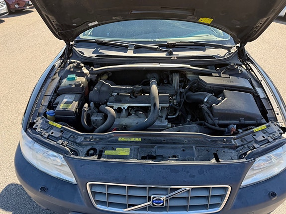 Volvo XC70 21 of 24