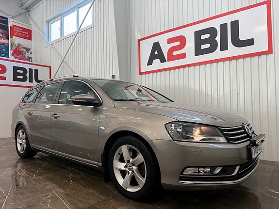 Volkswagen Passat 2 of 23