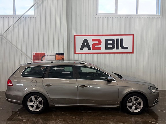 Volkswagen Passat 3 of 23