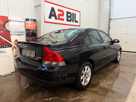 Volvo S60 5 of 5