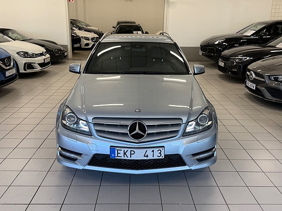 Mercedes-Benz C220 7 of 22