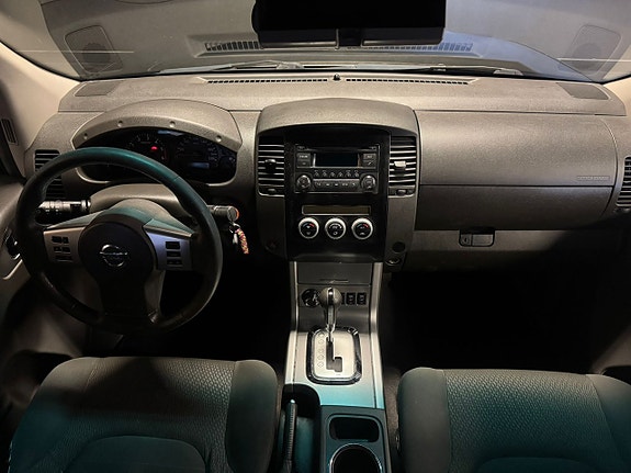 Nissan Navara 14 of 16