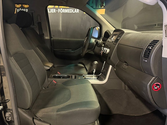 Nissan Navara 16 of 16