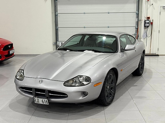 Jaguar XK 5 of 5