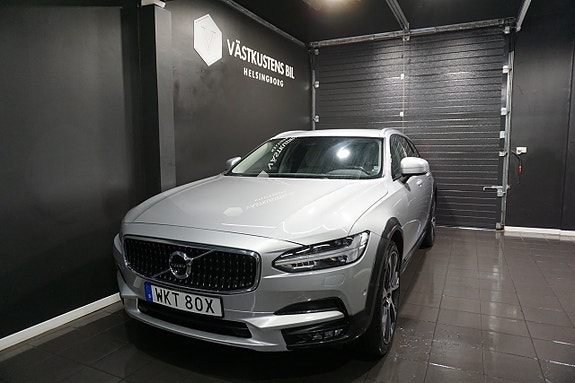 Volvo V90 Cross Country