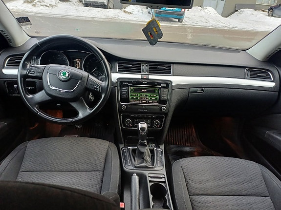Skoda Superb 5 of 5