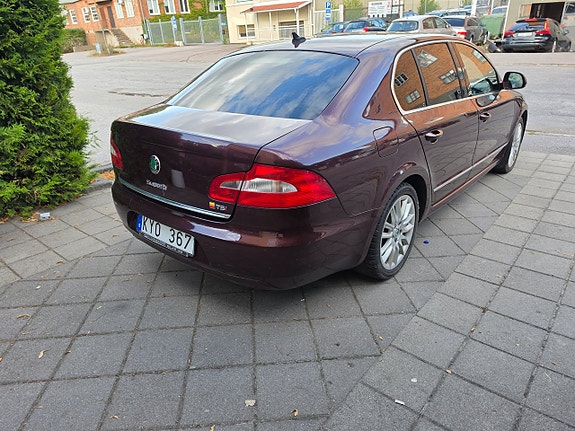 Skoda Superb 4 of 21
